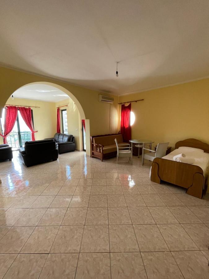 Sanremo Hotel Restorant Shkallnur ภายนอก รูปภาพ