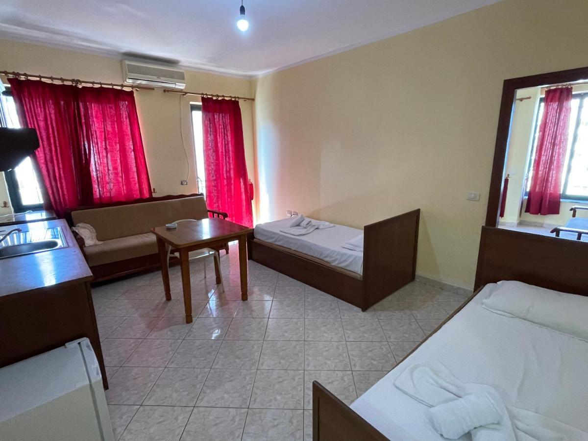 Sanremo Hotel Restorant Shkallnur ภายนอก รูปภาพ